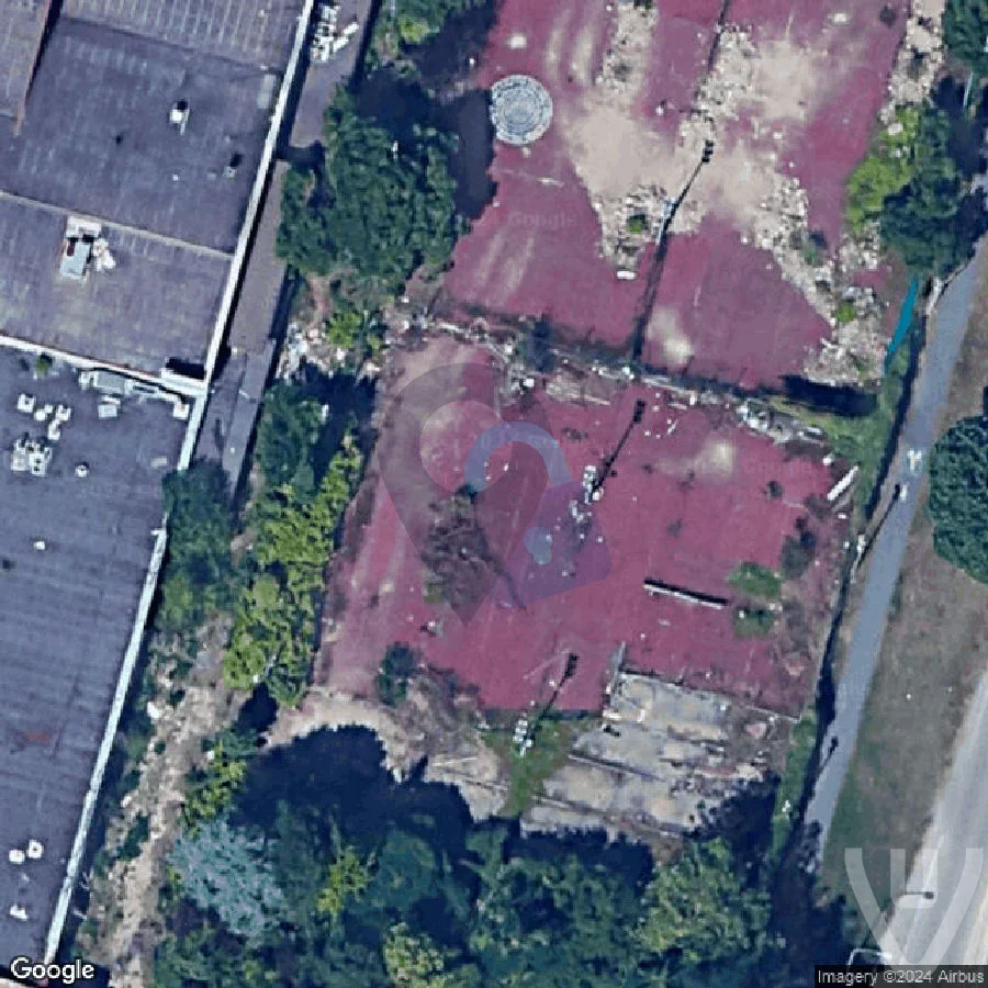 Centre Multisport abandoned location in Auvergne-Rhone-Alpes, Auvergne-Rhone-Alpes, France - Sports for urban exploration