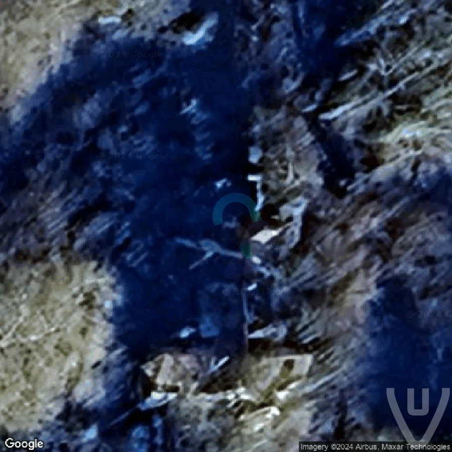 Manoir Trois Colonnes abandoned location in Ile-de-France, Ile-de-France, France - House for urban exploration