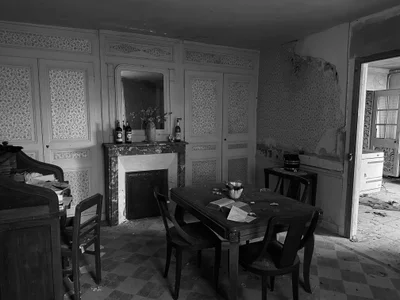 Manoir Haringford / Polly Pocket House urban exploration location in France - Image 4