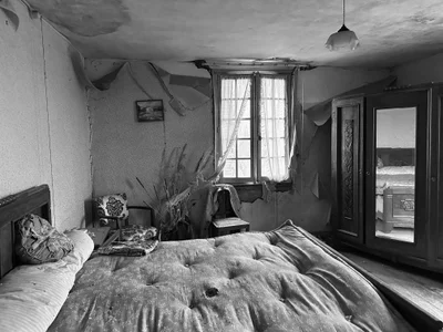 Manoir Haringford / Polly Pocket House urban exploration location in France - Image 3