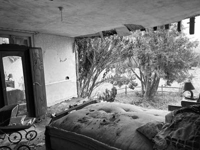 Manoir Haringford / Polly Pocket House urban exploration location in France - Image 8