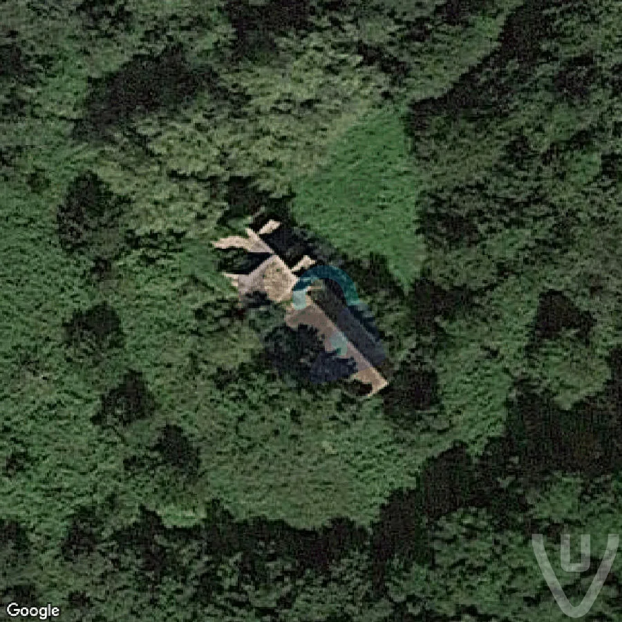 Maison Canopée verte abandoned location in Normandy, Normandy, France - House for urban exploration