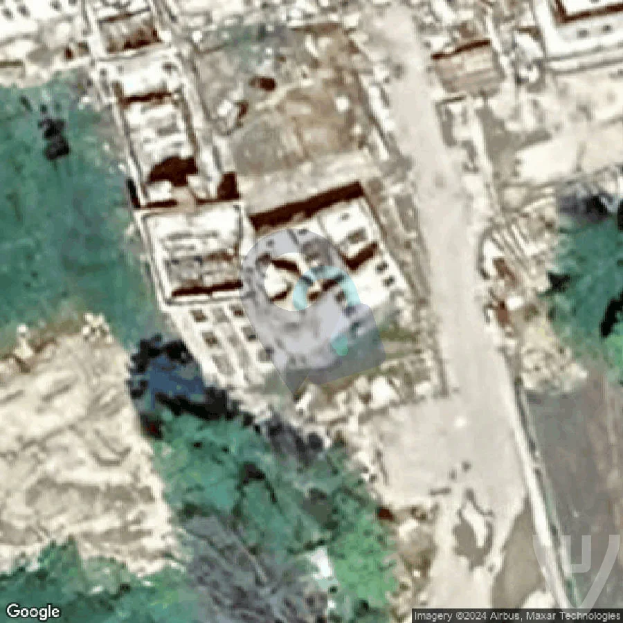 Chateau des Crêpes abandoned location in Ile-de-France, Ile-de-France, France - Hotel for urban exploration