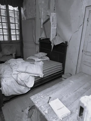 Chateau du Cure / Chateau de L’ecrivain urban exploration location in France - Image 4