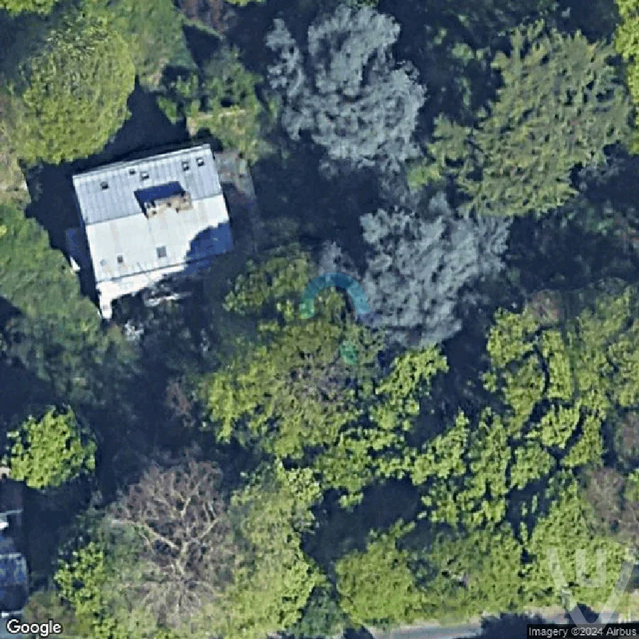 Manoir enfants d’Oise abandoned location in Ile-de-France, Ile-de-France, France - House for urban exploration