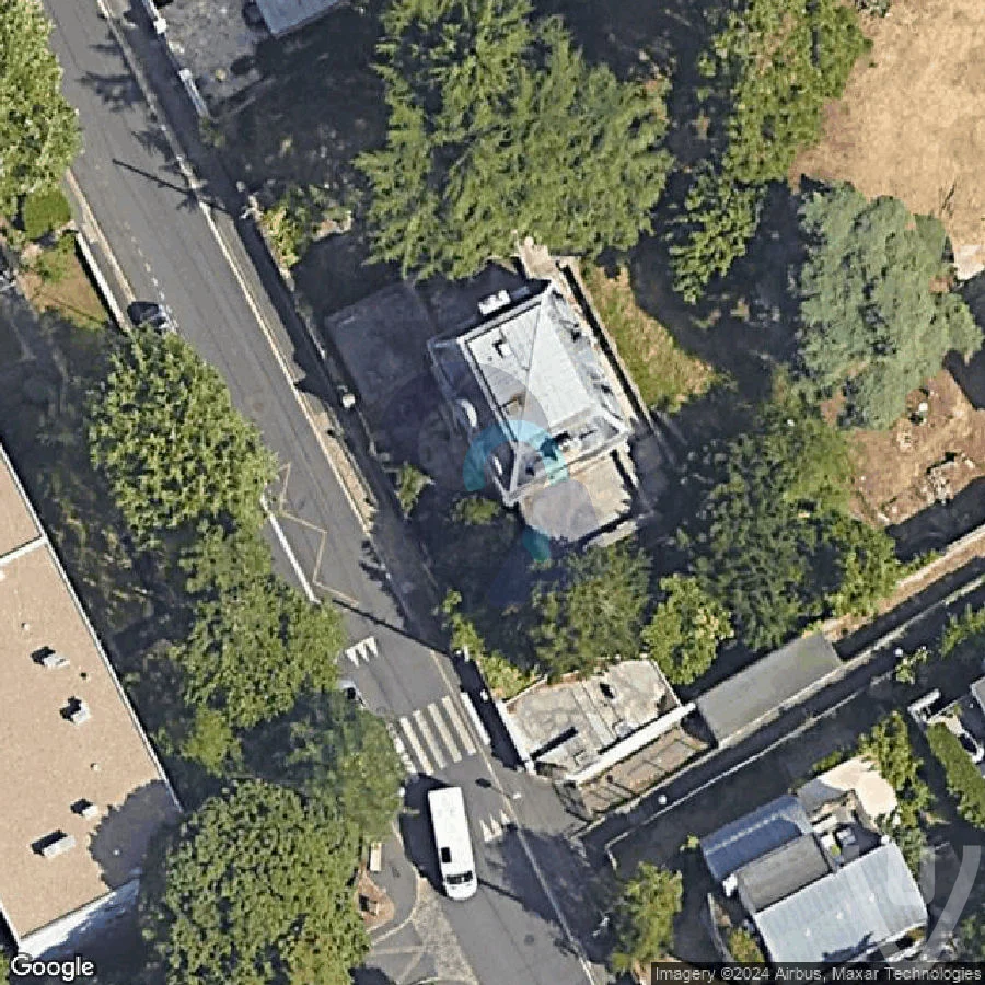 Manoir de l’Artiste abandoned location in Ile-de-France, Ile-de-France, France - House for urban exploration