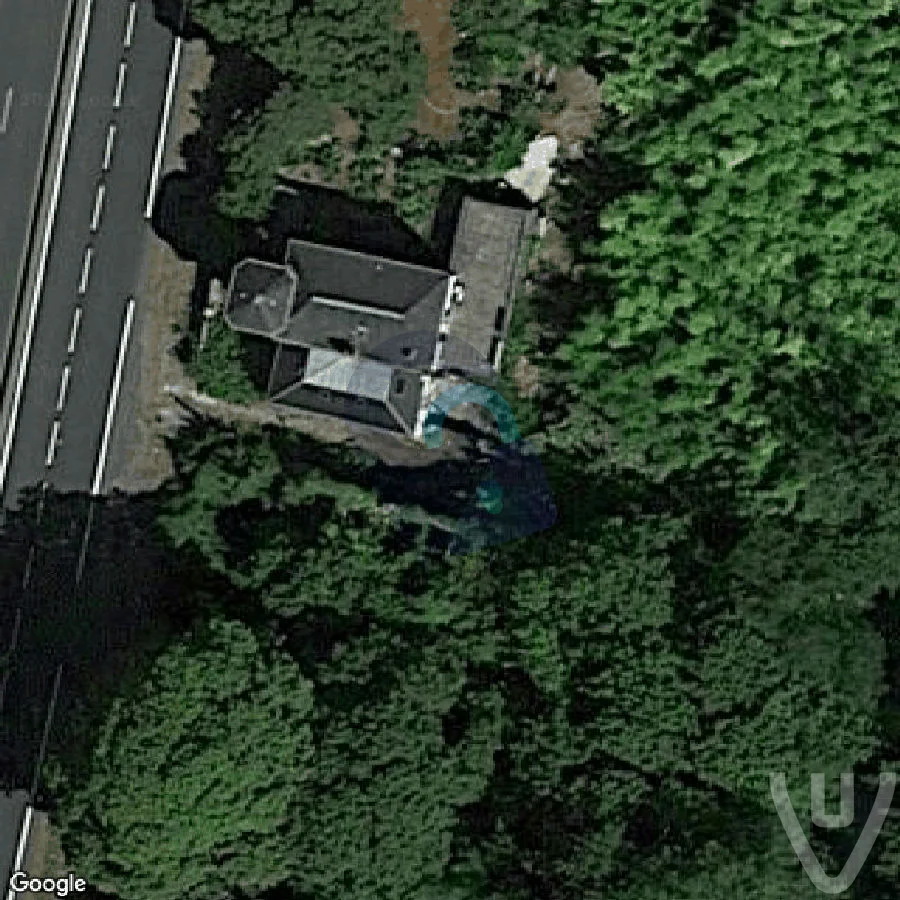 Villa tour de contrôle abandoned location in Ile-de-France, Ile-de-France, France - House for urban exploration