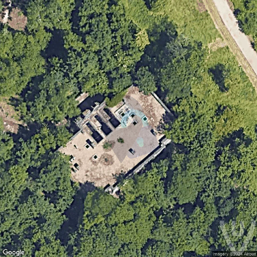 Villa Ongaria abandoned location in Ile-de-France, Ile-de-France, France - House for urban exploration