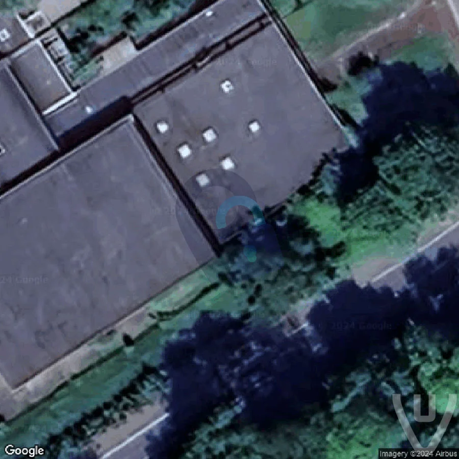 Piscine Hasard abandoned location in Ile-de-France, Ile-de-France, France - Swimmingpool for urban exploration