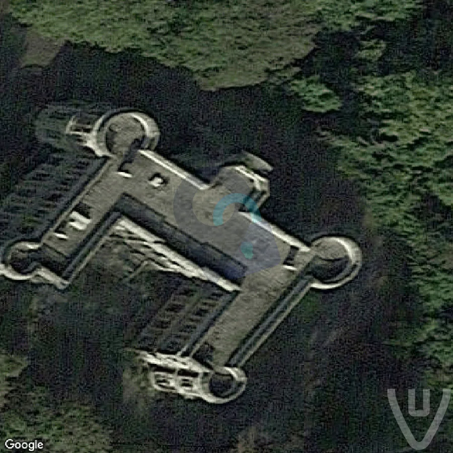 Château Bonifatius abandoned location in Ile-de-France, Ile-de-France, France - Castle for urban exploration