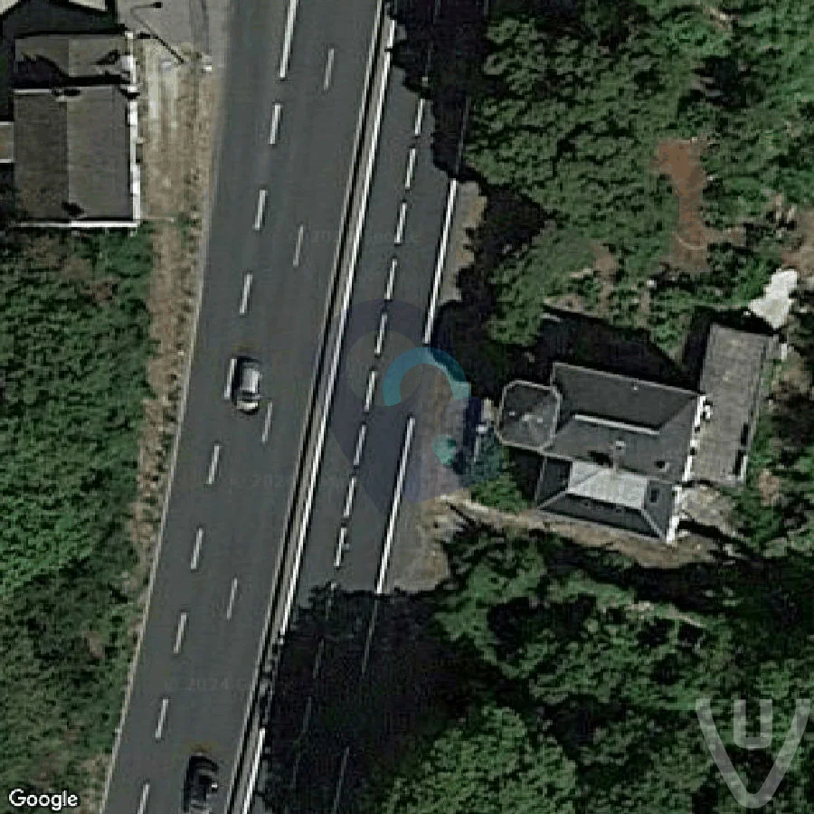 Villa tour de controle abandoned location in Ile-de-France, Ile-de-France, France - House for urban exploration