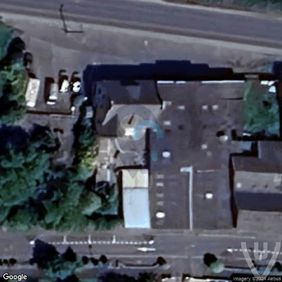 Réparateur Automobile abandoned location in Brittany, Brittany, France - Garage for urban exploration