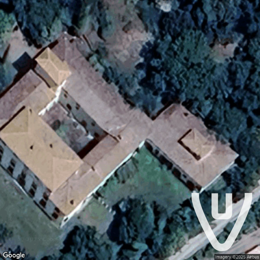 Villa Delle Statue abandoned location in Tuscany, Tuscany, Italy - Villa for urban exploration