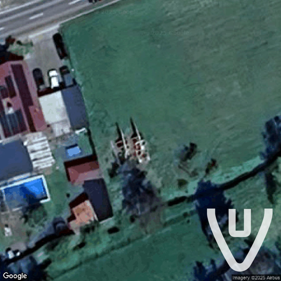 Yellow Twins abandoned location in Thuringia, Thuringia, Germany - Cars for urban exploration