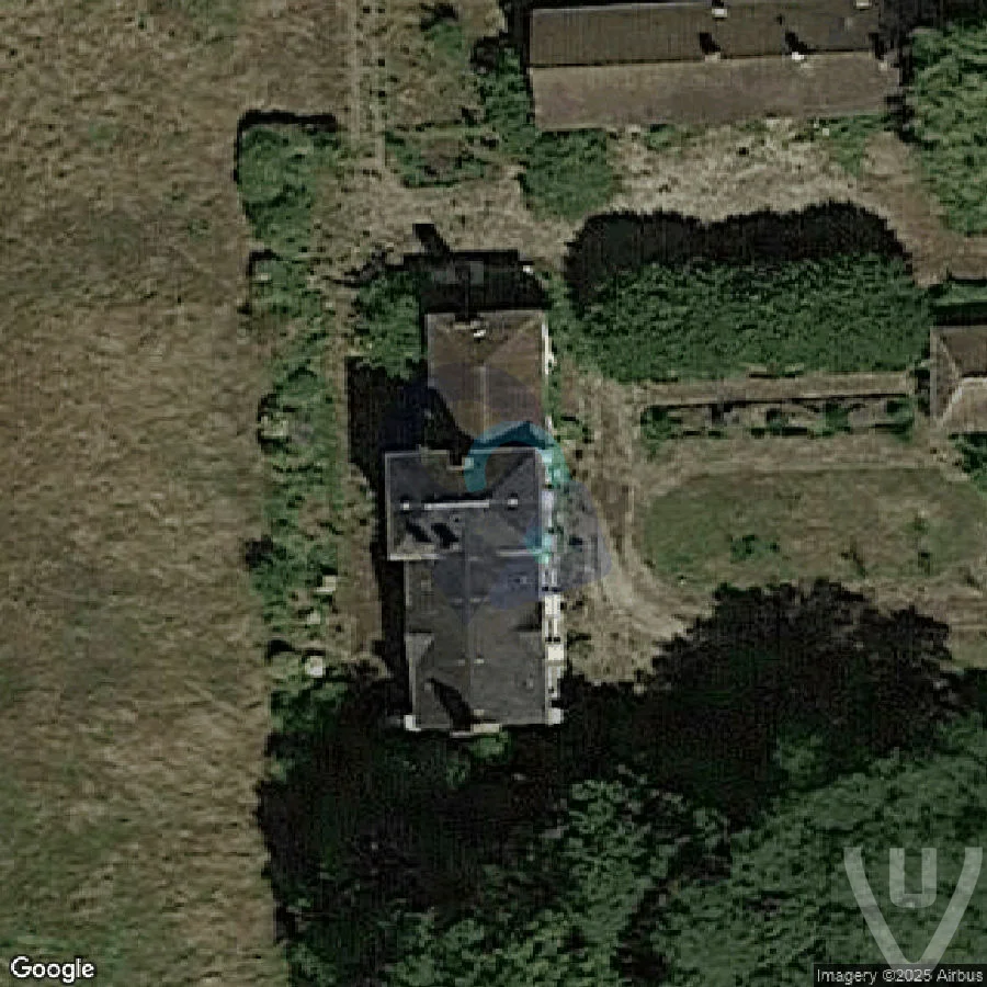 Chateau du Ruisseau abandoned location in Ile-de-France, Ile-de-France, France - Castle for urban exploration