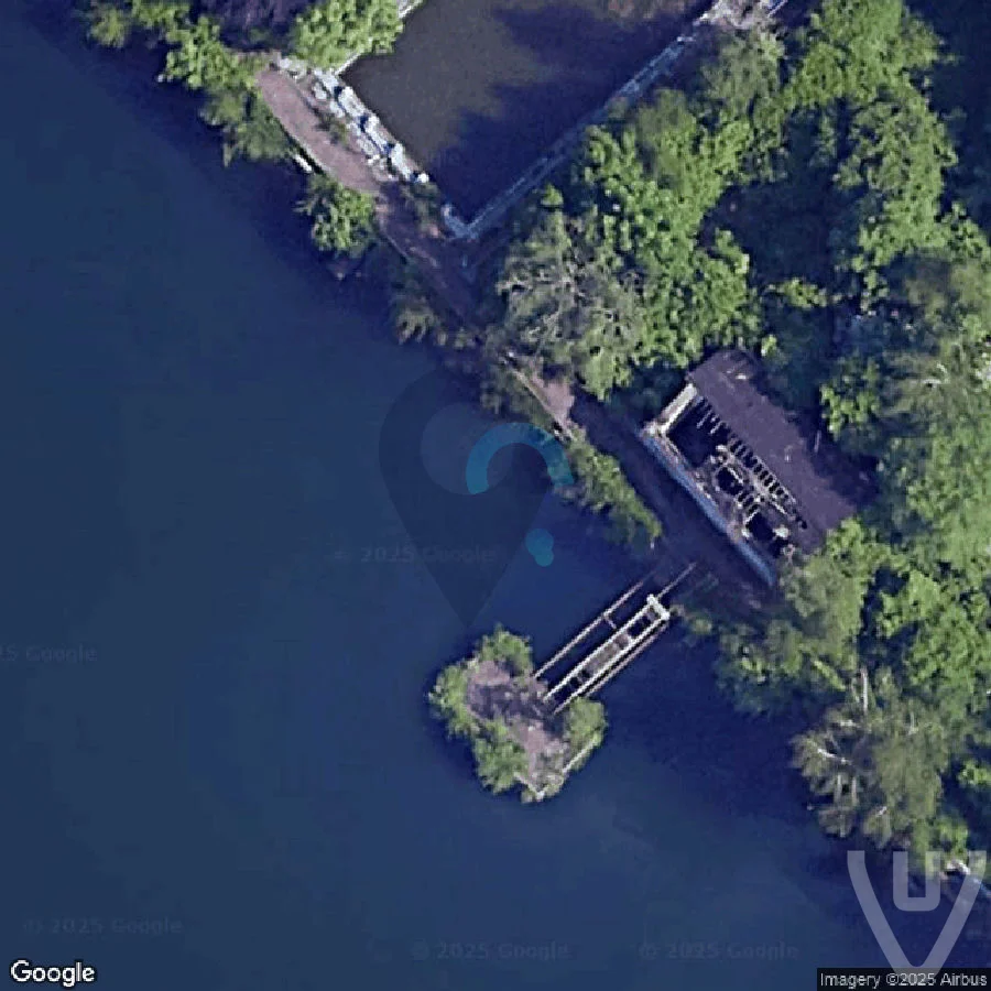 Border Swimmingpool / Piscine Frontiere