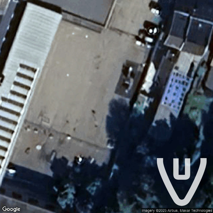 Drowned Garage abandoned location in Wallonia, Wallonia, Belgium - Garage for urban exploration