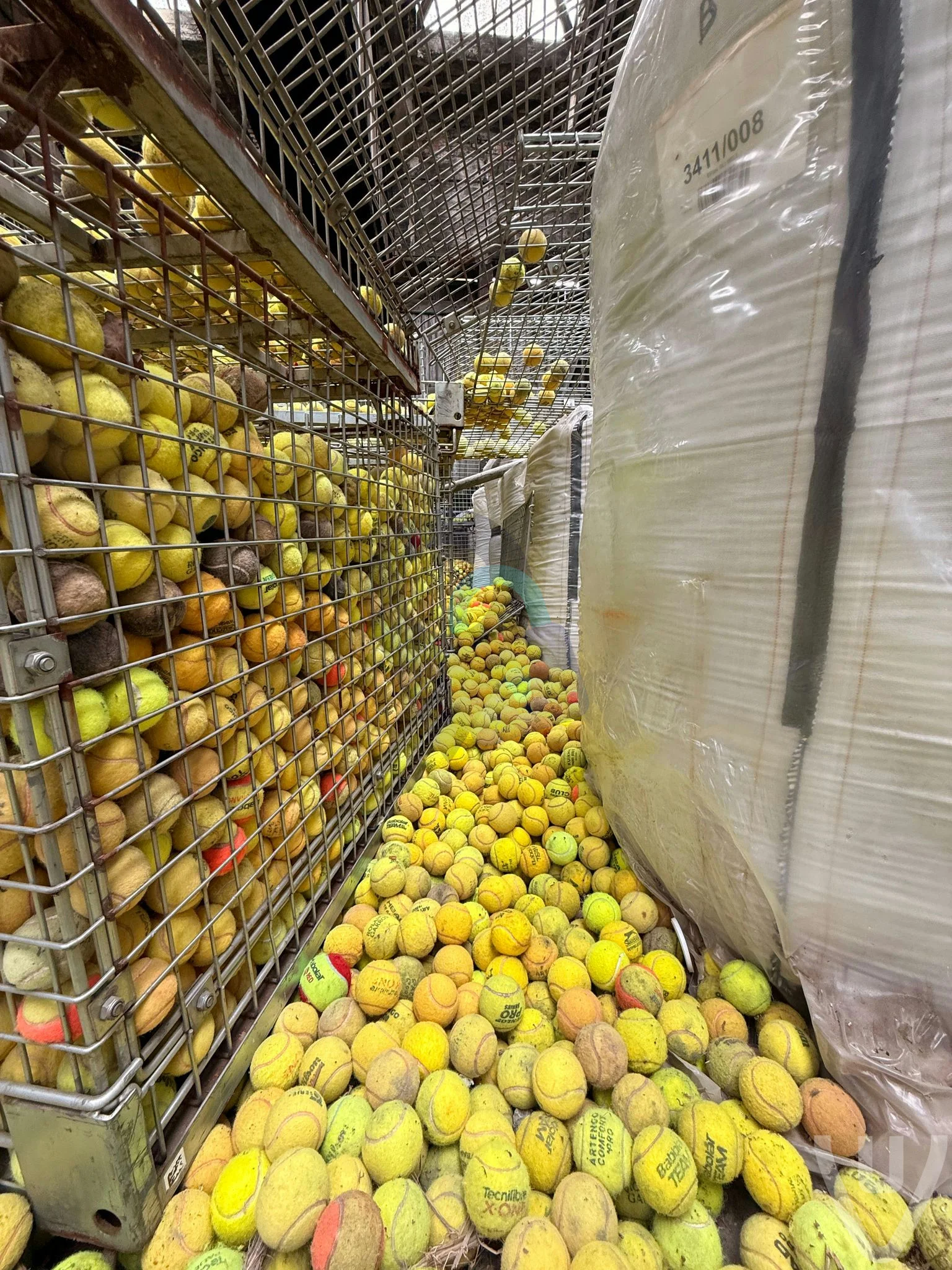 Lost Tennis Balls / Tennis Ball Factory urban exploration location in Belgium - Image 2