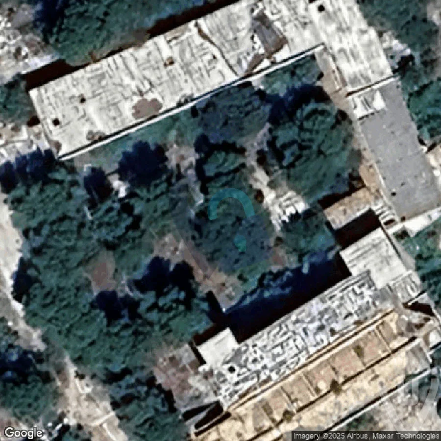 Hotel-Discotheque Abandonne abandoned location in Provence-Alpes-Cote d'Azur, Provence-Alpes-Cote d'Azur, France - Hotel for urban exploration