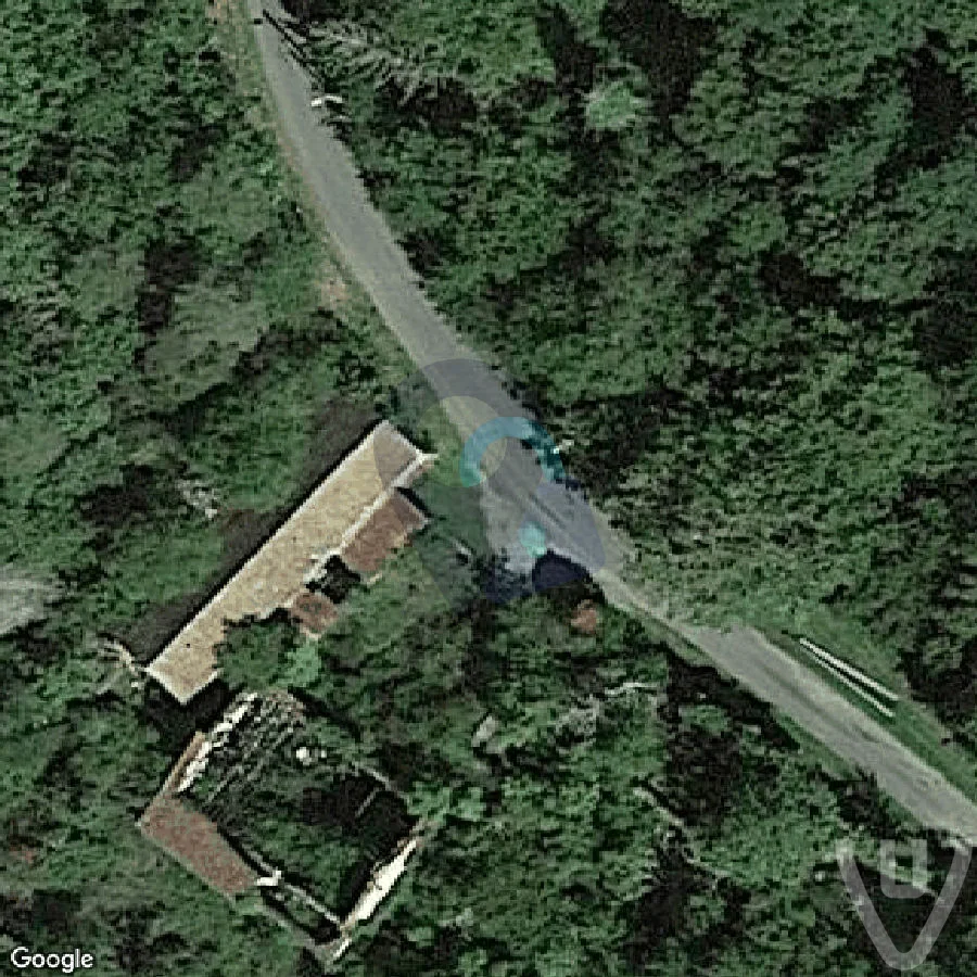 Ferme Paul / Ferme avec la voiture blanche abandoned location in Nouvelle-Aquitaine, Nouvelle-Aquitaine, France - Farm for urban exploration