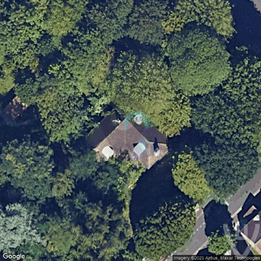 Manoir Aux 10 Chats abandoned location in Hauts-de-France, Hauts-de-France, France - House for urban exploration