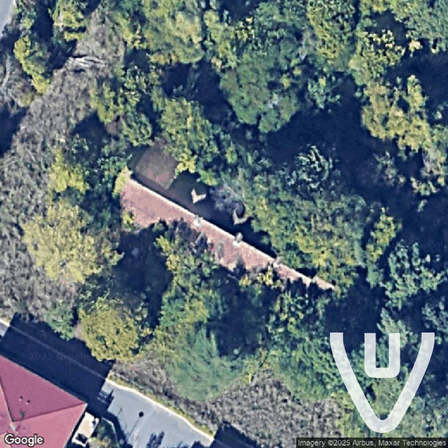 La Maison Qui Pete abandoned location in Ile-de-France, Ile-de-France, France - House for urban exploration