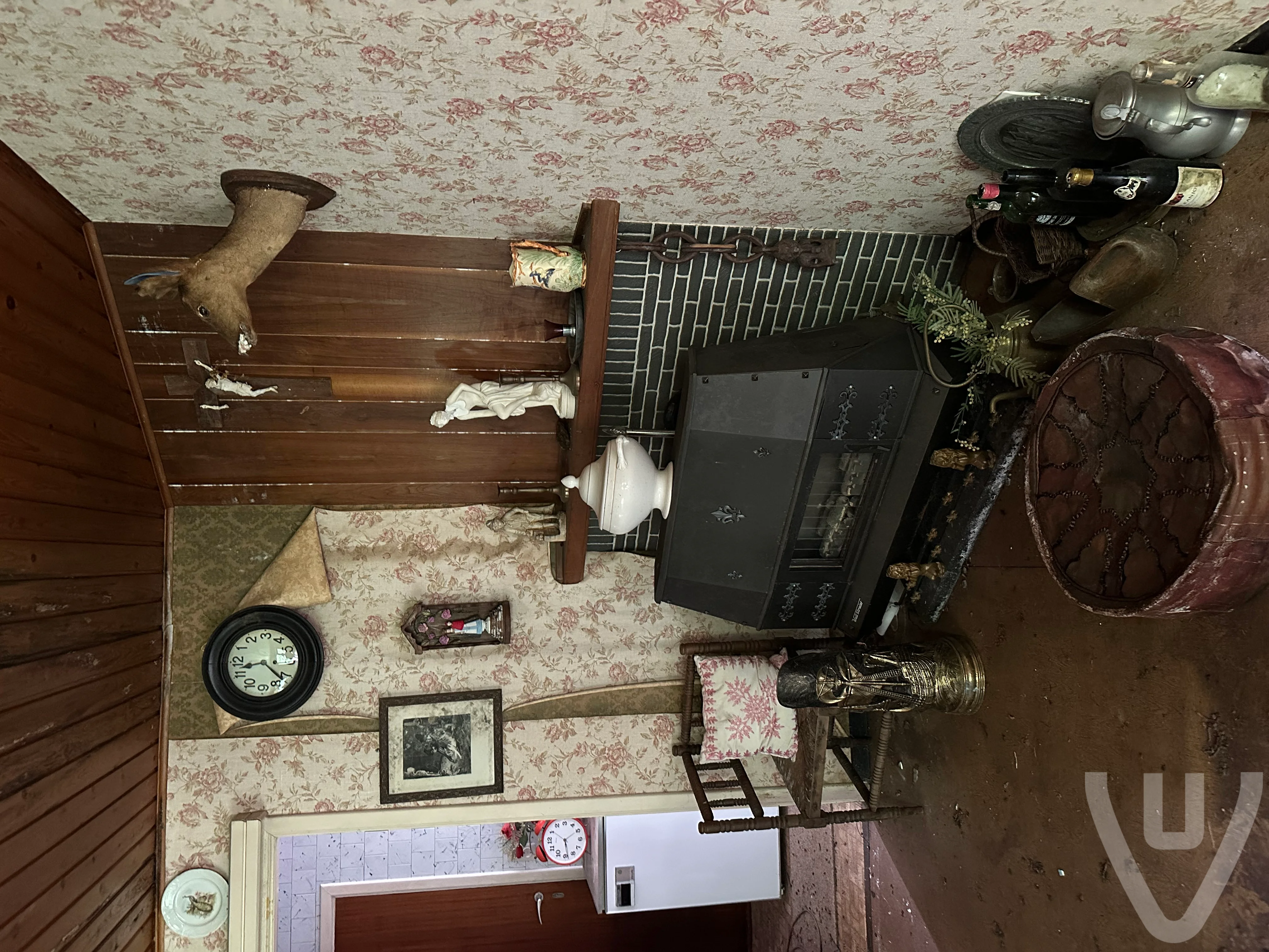 Abandoned Chalet / Small Holiday Chalet urban exploration location in Belgium - Image 9