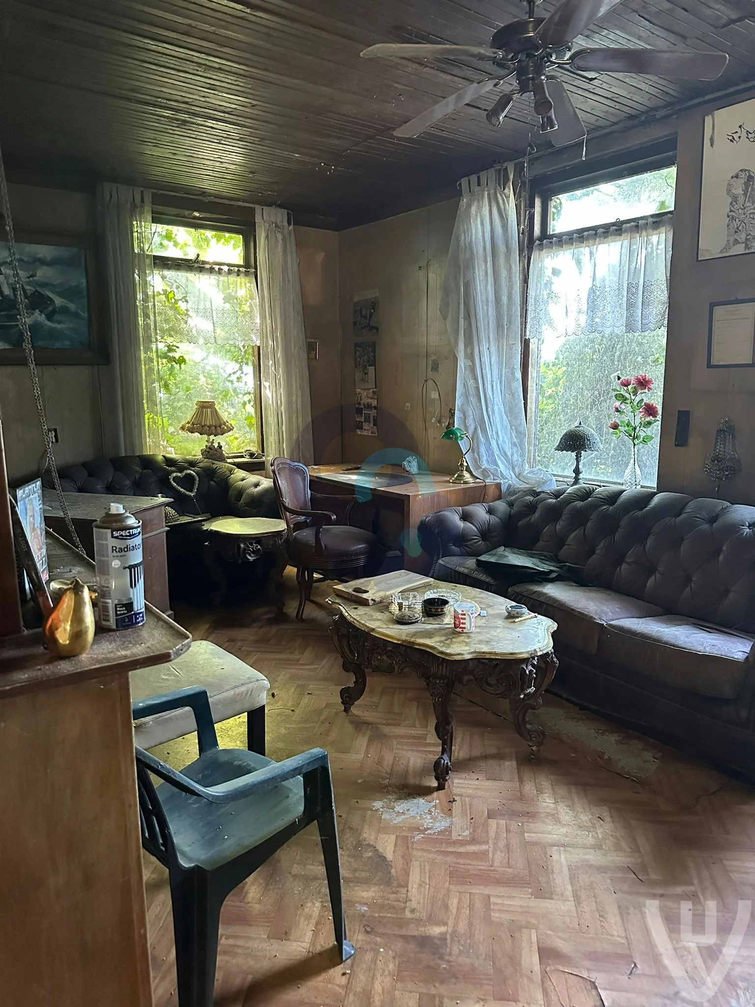 Huisje aan de Vaart abandoned location in South Holland, South Holland, Netherlands - House - highly rated urbex spot for urban exploration