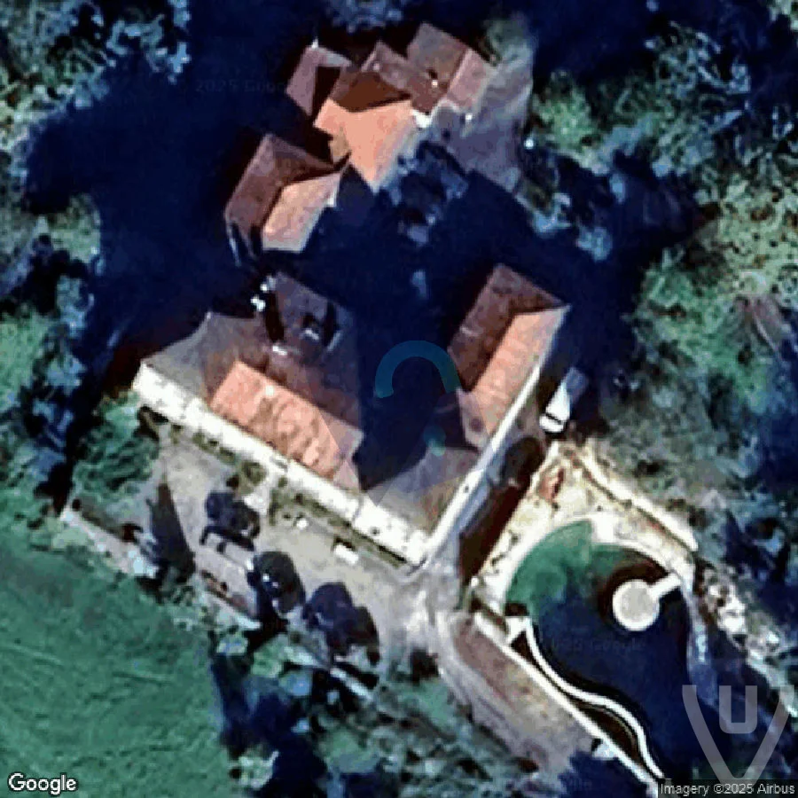 Chateau Marylin Monroe abandoned location in Nouvelle-Aquitaine, Nouvelle-Aquitaine, France - House for urban exploration