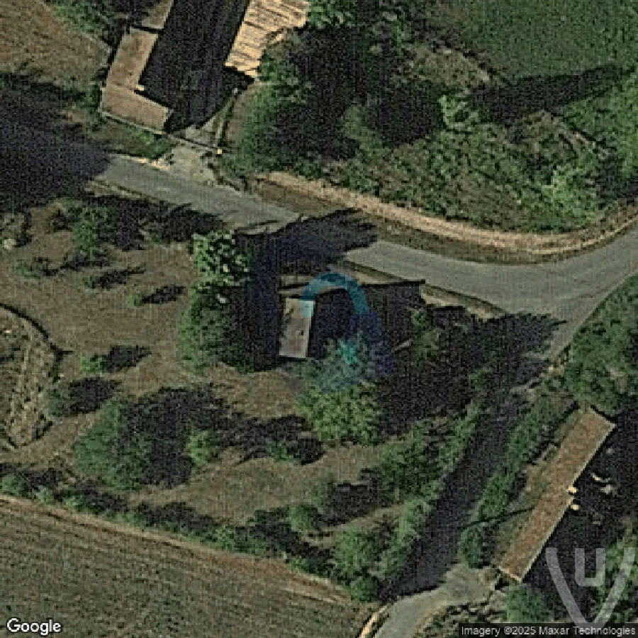 Maison Avec Vehicle abandoned location in Centre-Val de Loire, Centre-Val de Loire, France - House for urban exploration