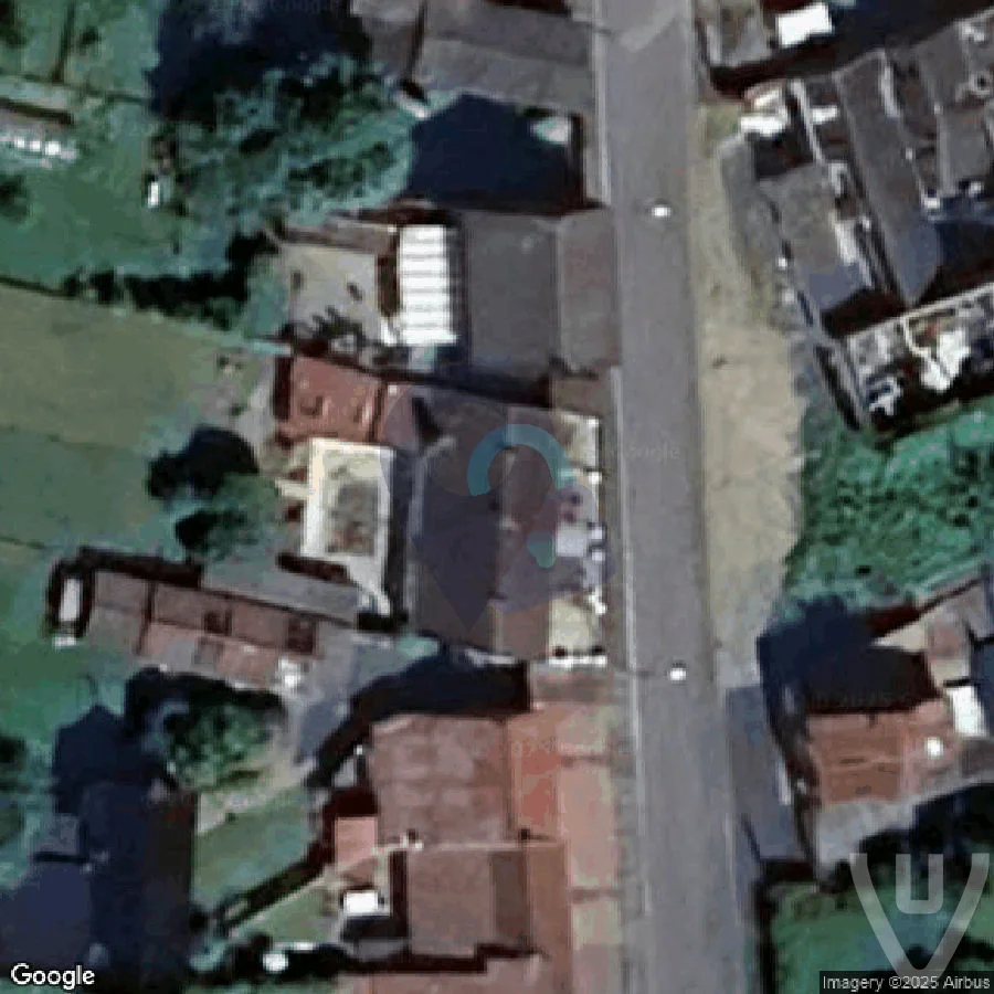 Le Garage Aux 20 Voitures abandoned location in Hauts-de-France, Hauts-de-France, France - House for urban exploration