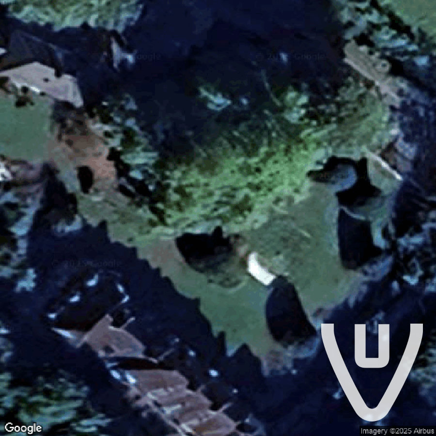 Chateau Flutiste / Chateau Mirrors