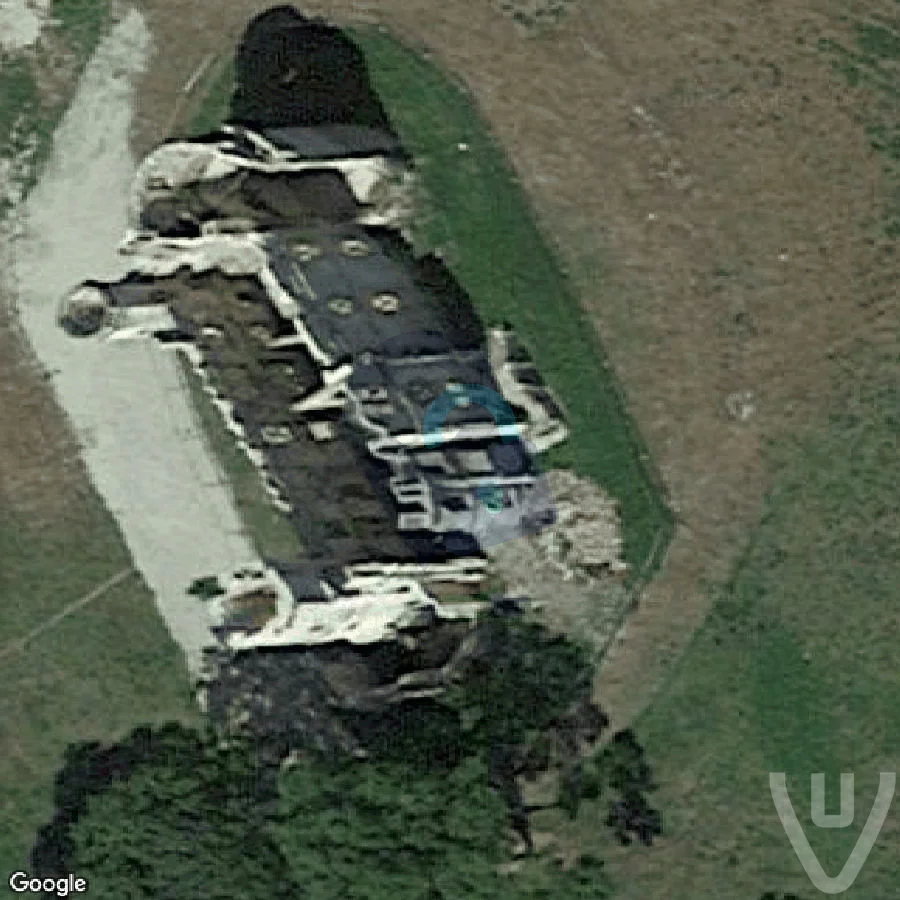 Chateau Clochard / Chateau Remy abandoned location in Hauts-de-France, Hauts-de-France, France - Castle for urban exploration