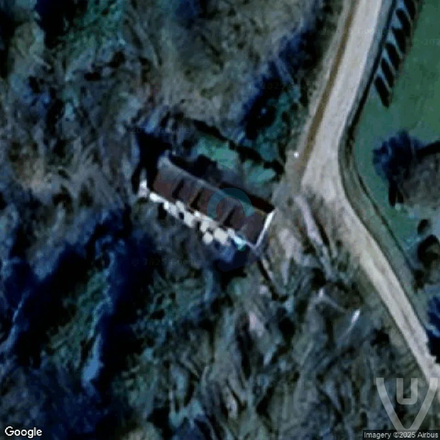 Maison de Parapluie abandoned location in Centre-Val de Loire, Centre-Val de Loire, France - House for urban exploration