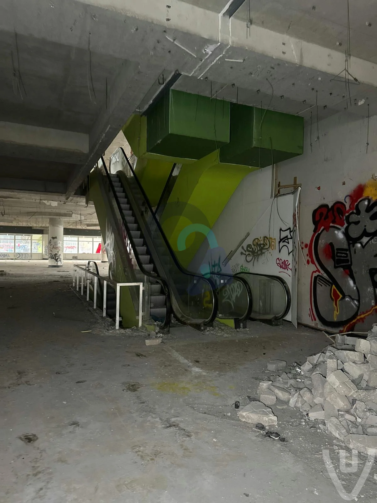 Office LVK urban exploration location in Netherlands - Image 7