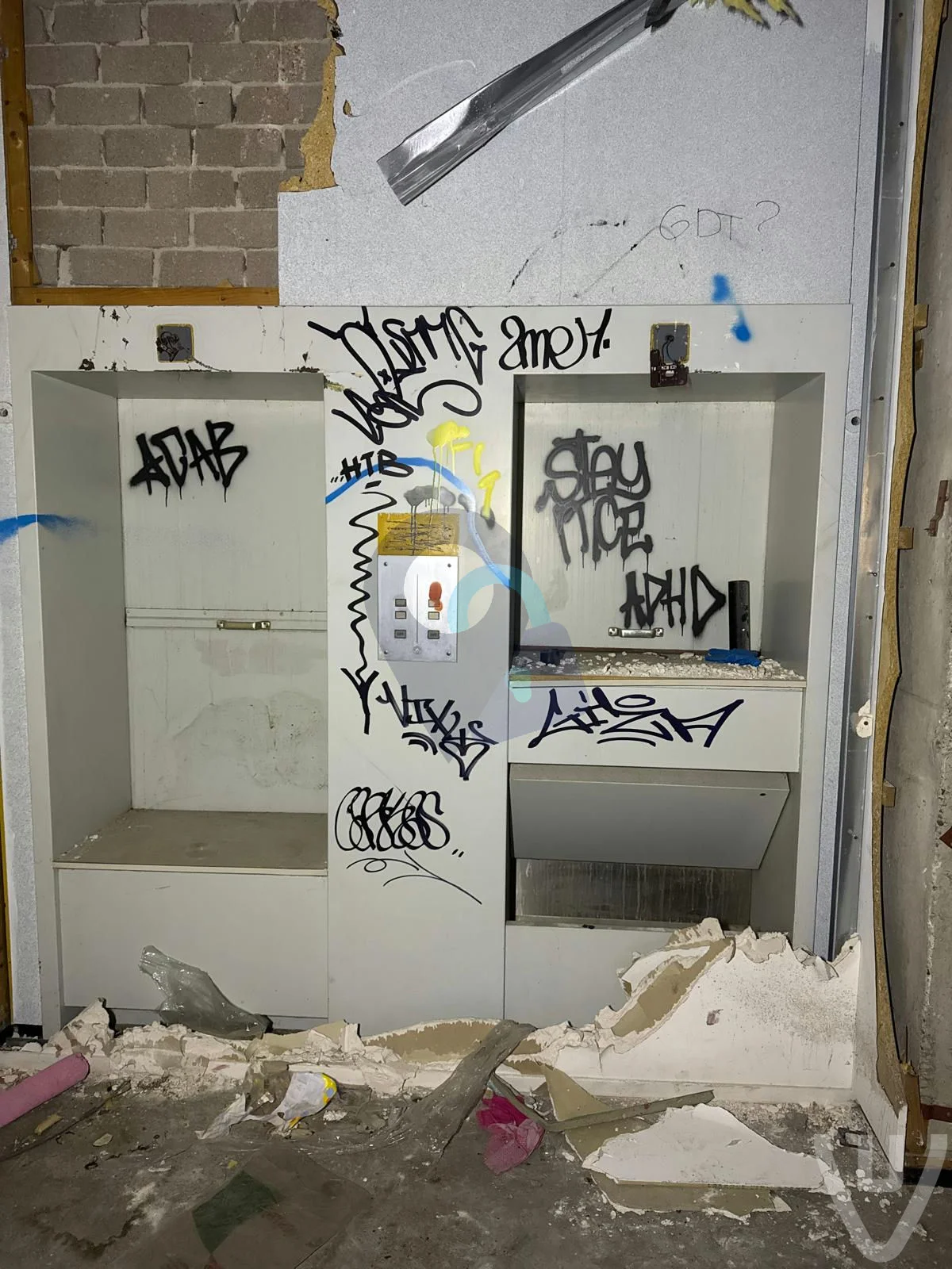 Office LVK urban exploration location in Netherlands - Image 5