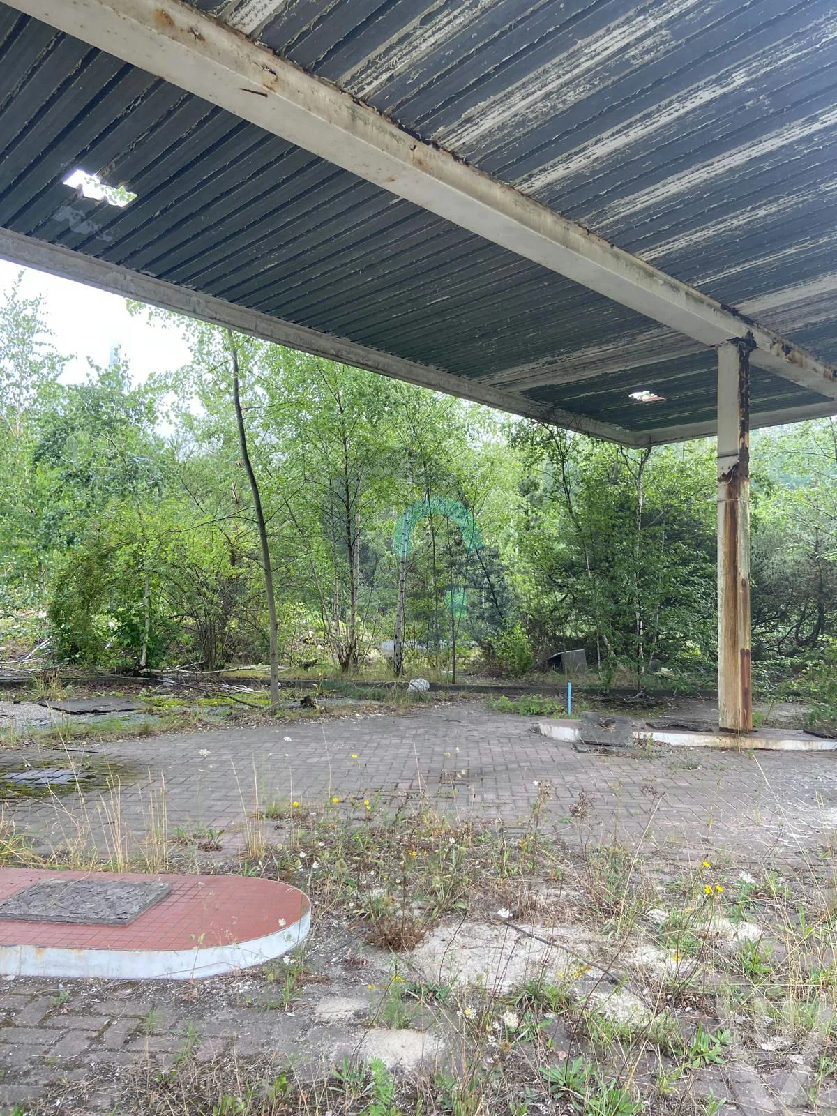 Shop along the road urban exploration location in Belgium - Image 6