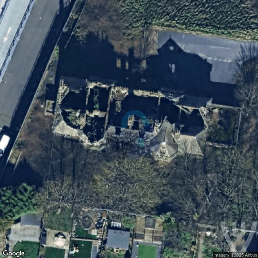 House Stream abandoned location in England, England, United Kingdom - House for urban exploration