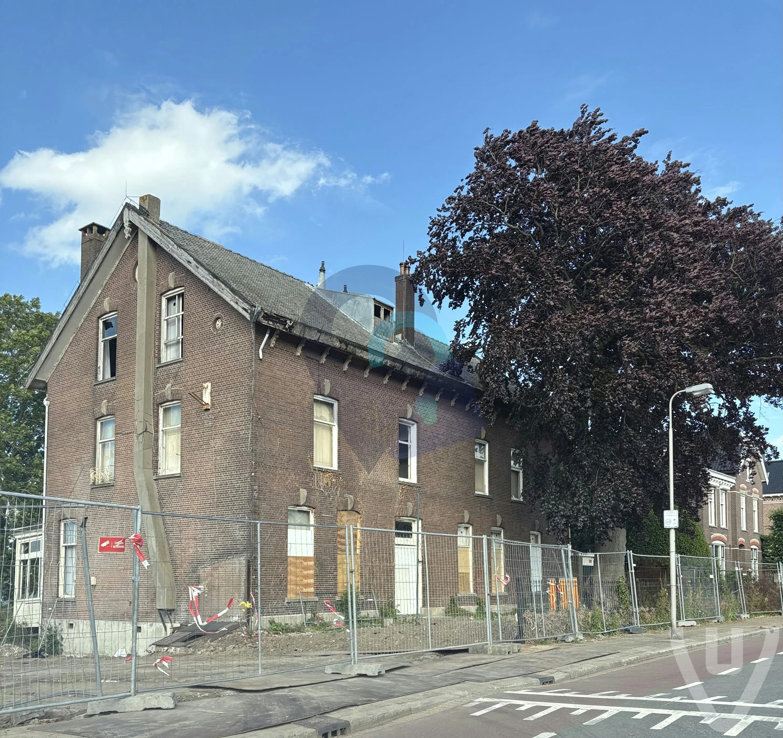 Villa Ring abandoned location in South Holland, South Holland, Netherlands - House for urban exploration