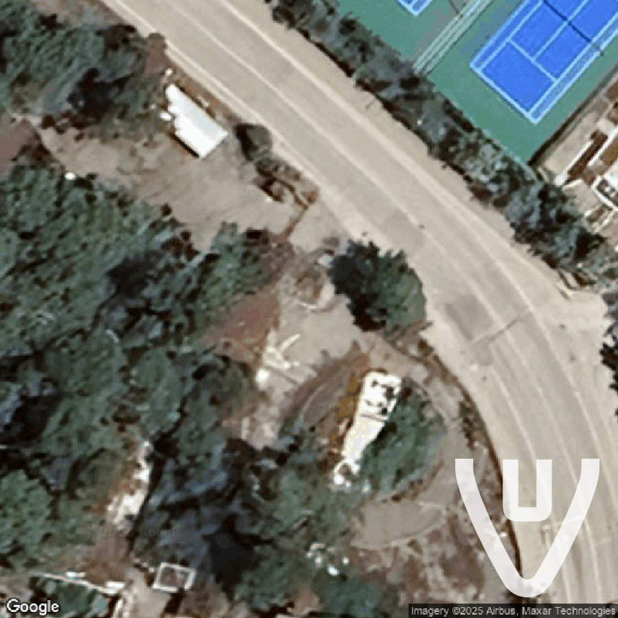 Terkedilmiş Eğlence Parkı