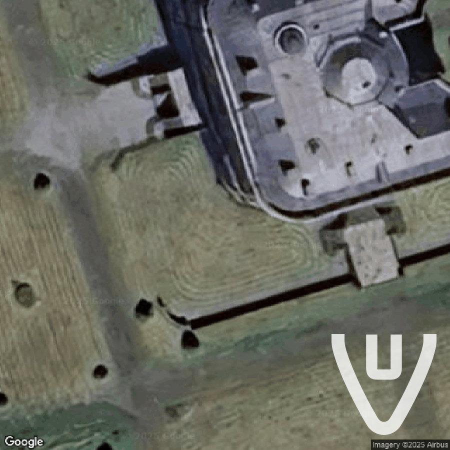 Chateau L'ermitage abandoned location in Hauts-de-France, Hauts-de-France, France - Free - highly rated urbex spot for urban exploration