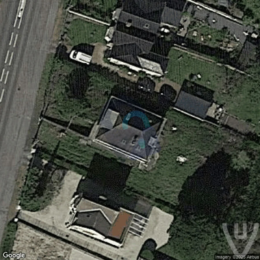 Villa le Mercedes abandoned location in Hauts-de-France, Hauts-de-France, France - House for urban exploration