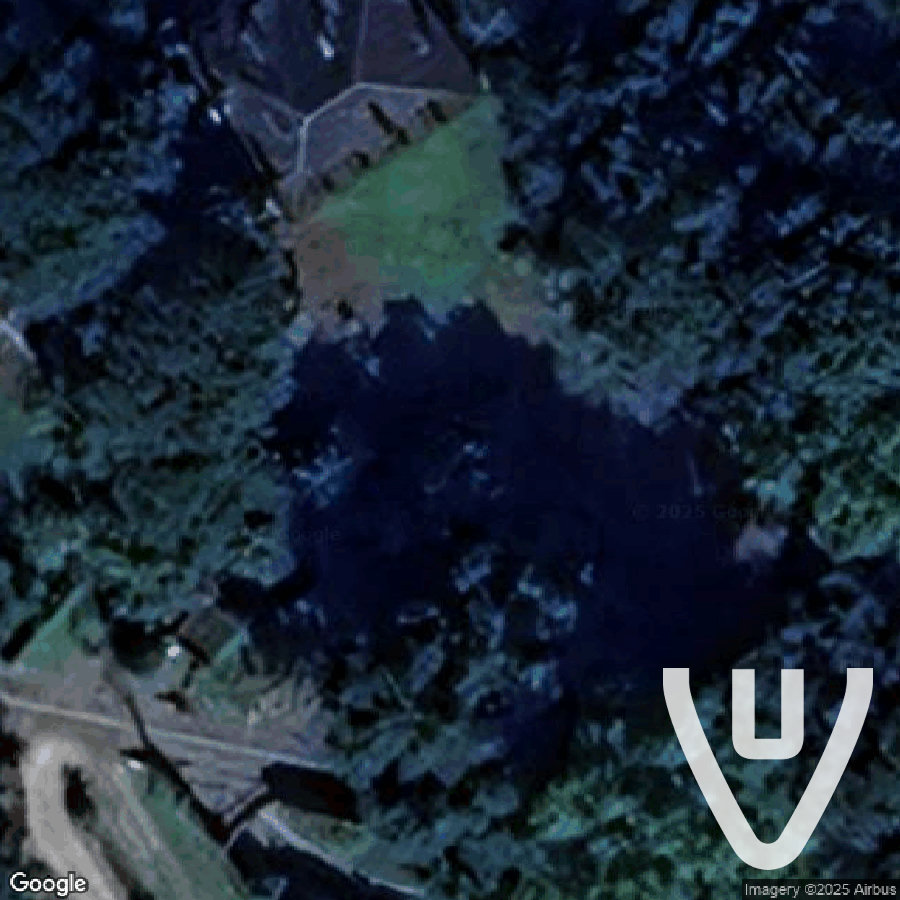 Manoir Full abandoned location in Hauts-de-France, Hauts-de-France, France - Chateau for urban exploration