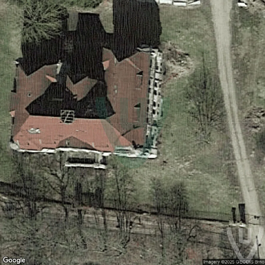 Castle Listany abandoned location in Plzeňský kraj, Plzeňský kraj, Czechia - Castle for urban exploration