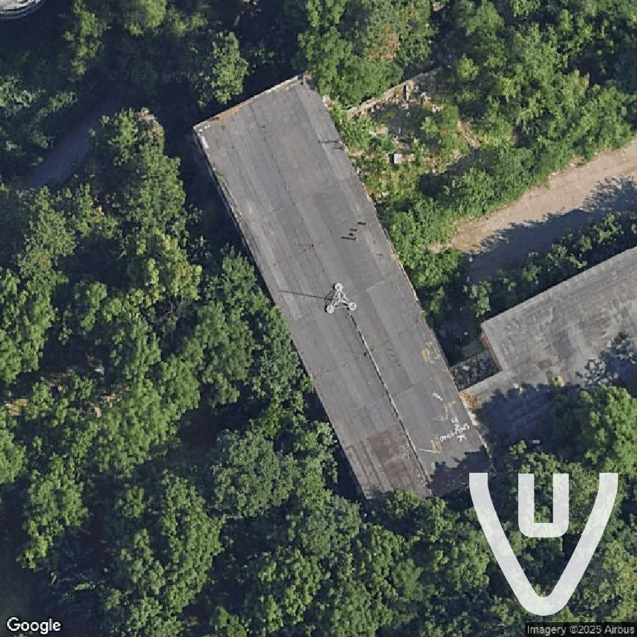 Škola P abandoned location in Prague, Prague, Czechia - School for urban exploration