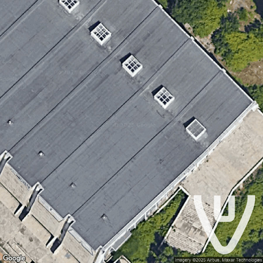 Abandoned Swimmingpool / Изоставен плувен басейн