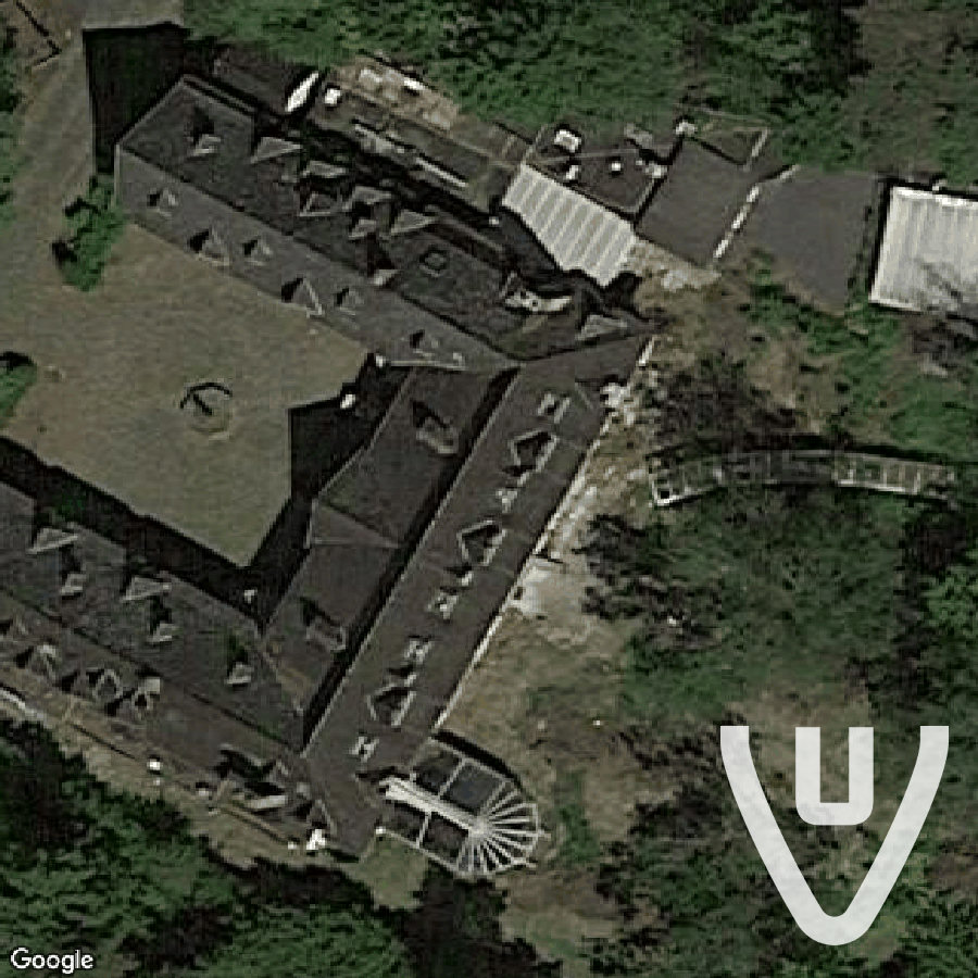 Chateau de L'4 abandoned location in Wallonia, Wallonia, Belgium - Restaurant for urban exploration