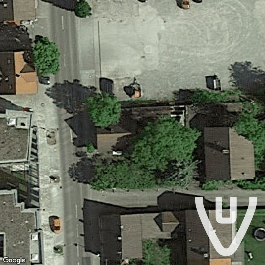 The house with the Car abandoned location in Baden-Wurttemberg, Baden-Wurttemberg, Germany - House for urban exploration