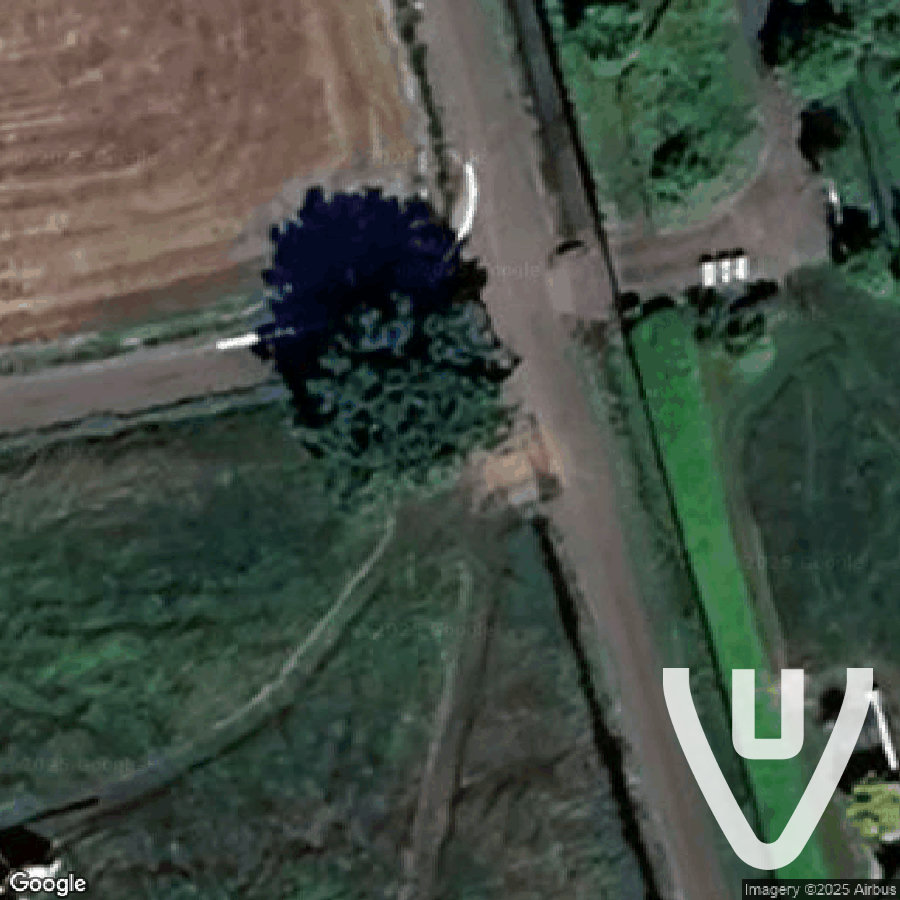 De Tractor In Het Veld abandoned location in Flanders, Flanders, Belgium - Vehicle for urban exploration