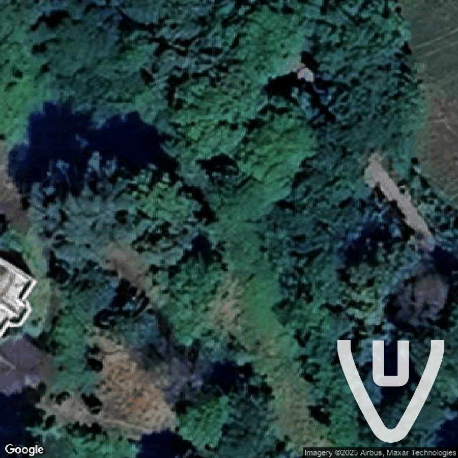 Castle Montu abandoned location in Ile-de-France, Ile-de-France, France - Castle for urban exploration